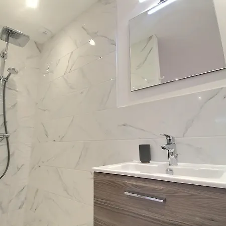 Prázdninový dům La Maison De Oueval *